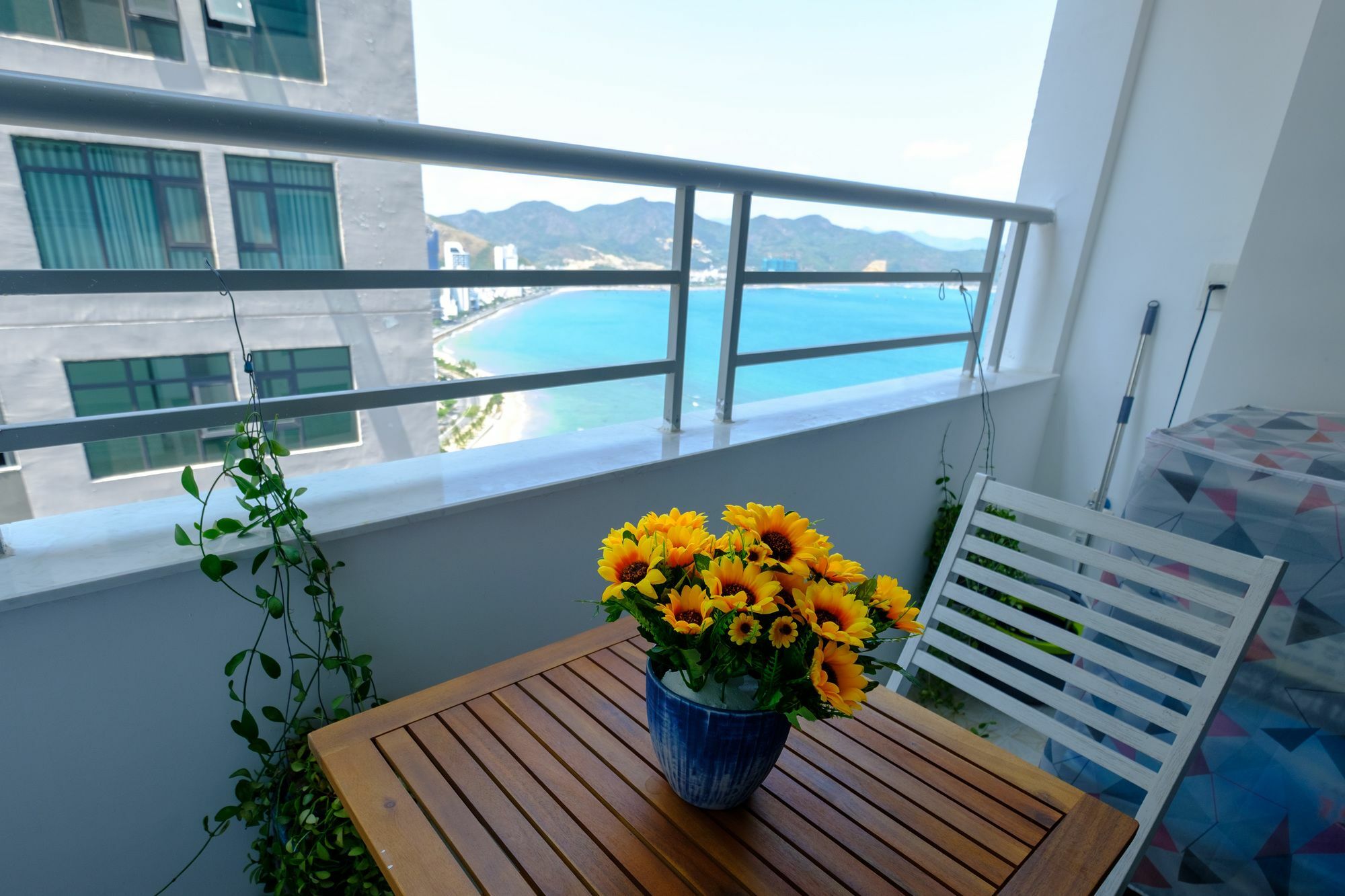 Sunrise Hon Chong Ocean View Apartment Nha Trang Buitenkant foto